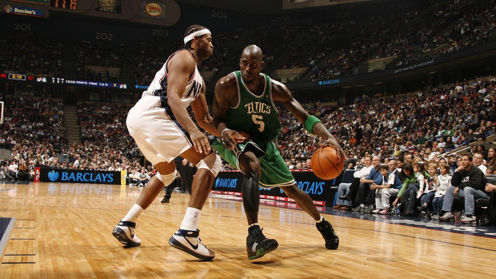 NBA全明星赛精彩落幕，新生代球员闪耀舞台